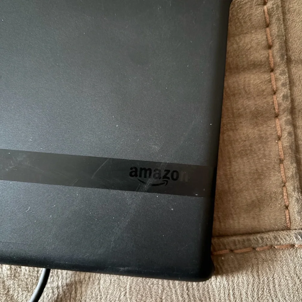 Amazon Fire Tablet 8 - Black and Orange